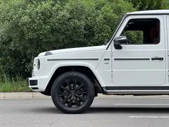 2022 Mercedes-Benz G-Class G 500, белый — фото 12