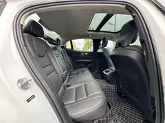 2020 Volvo S60 T3 Luxury, белый — фото 12