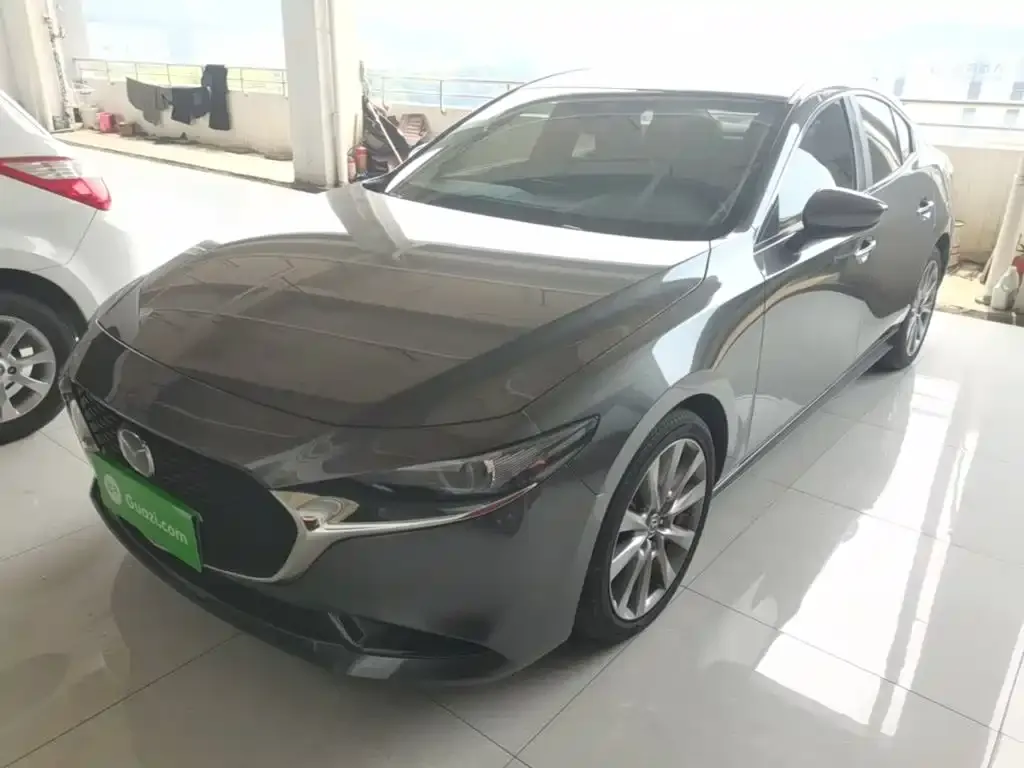 2022 Mazda 3 2.0L AT
