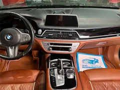 2021 BMW 7 Series 740Li xDrive Executive M Sport Package, чёрный — фото 8