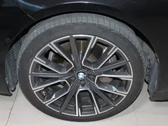 2021 BMW 7 Series 740Li xDrive Executive M Sport Package, чёрный — фото 14