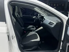 2021 Volkswagen Polo Plus 1.5L AT, белый — фото 9