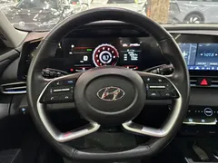 2022 Hyundai Elantra 1.5L CVT LUX Black Knight Limited Edition, чёрный — фото 14