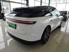 2025 Li Auto i6 2WD Standard, белый — фото 7