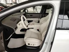 2025 Li Auto i6 2WD Standard, белый — фото 15