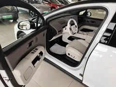 2025 Li Auto i6 2WD Standard, белый — фото 16