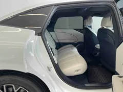 2025 Zeekr 007 RWD Smart Driving 75kWh, белый — фото 11
