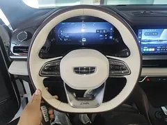 2021 Geely Monjaro 2.0TD DCT EVO 2WD, белый — фото 11