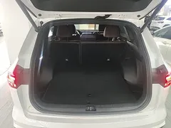 2021 Geely Monjaro 2.0TD DCT EVO 2WD, белый — фото 19