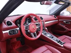 2022 Porsche 718 Boxster 2.0T — фото 11