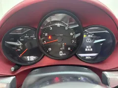 2022 Porsche 718 Boxster 2.0T — фото 15