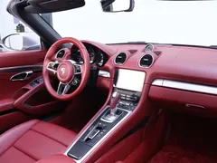 2022 Porsche 718 Boxster 2.0T — фото 19