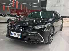 2021 Toyota Camry Hybrid 2.5HG Luxury, чёрный — фото 1