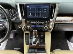 2021 Toyota Alphard Hybrid 2.5L Luxury, чёрный — фото 9
