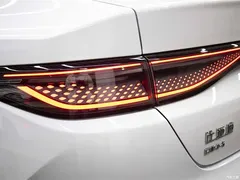 2025 BYD Seal 05 DM-i Smart Driving 120KM Flagship Model, белый — фото 11