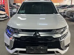 2021 Mitsubishi Outlander 2.4L 4WD Enjoy 7, белый — фото 2