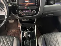 2021 Mitsubishi Outlander 2.4L 4WD Enjoy 7, белый — фото 16