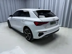 2023 Audi A3 Sportback 35 TFSI Fashion Sport, белый — фото 4