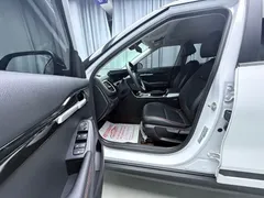 2023 Kia Seltos 1.5L CVT Luxury, белый — фото 6