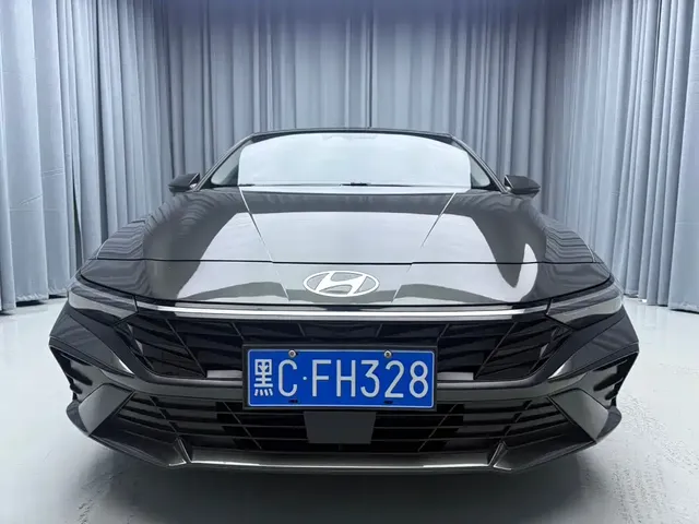 2023 Hyundai Elantra 1.5L CVT LUX Premium