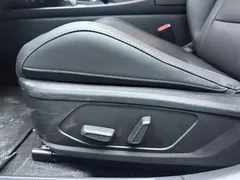 2023 Hyundai Elantra 1.5L CVT LUX Premium — фото 11