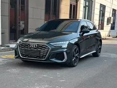 2023 Audi A3 Sportback 35 TFSI, зелёный — фото 2