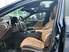 2020 Lexus ES 300h Excellence, синий — фото 3