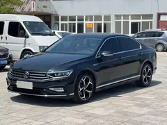 2023 Volkswagen Magotan 330TSI DCT Luxury, чёрный — фото 1