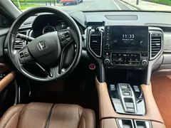 2020 Honda UR-V 370TURBO 4WD Premium — фото 7