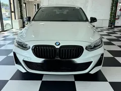2022 BMW 1 Series 120i M, белый — фото 2