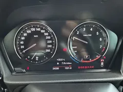 2022 BMW 1 Series 120i M, белый — фото 10