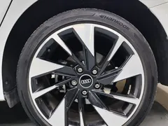 2022 Audi A3L Limousine 35 TFSI, белый — фото 13