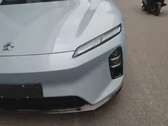 2025 Nio ET5T 75kWh Touring — фото 18