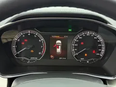 2021 Geely Coolray 1.4T DCT Platinum, белый — фото 18