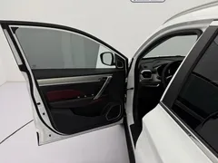 2021 Geely Coolray 1.4T DCT Platinum, белый — фото 23