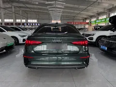 2022 Audi A3L Limousine 35 TFSI, зелёный — фото 5