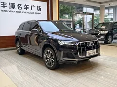 2021 Audi Q7 55 TFSI quattro S line, чёрный — фото 3