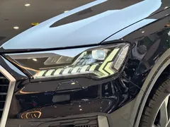 2021 Audi Q7 55 TFSI quattro S line, чёрный — фото 25