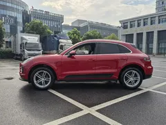 2022 Porsche Macan 2.0T — фото 2