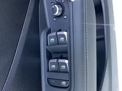 2022 Audi Q2L 35 TFSI fashionable and dynamic — фото 4