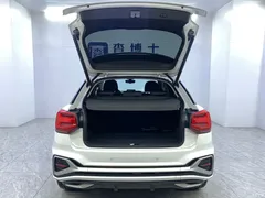 2022 Audi Q2L 35 TFSI fashionable and dynamic — фото 22