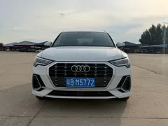 2022 Audi Q3 35 TFSI, белый — фото 2