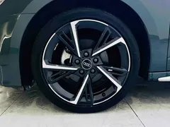 2023 Audi A3 Sportback 35 TFSI Fashion Sport, зелёный — фото 8