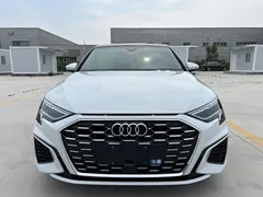 2023 Audi A3 Sportback 35 TFSI, белый — фото 2