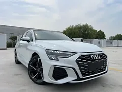 2023 Audi A3 Sportback 35 TFSI, белый — фото 3