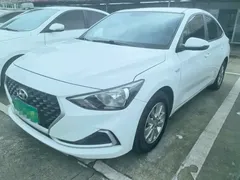 2020 Hyundai Elantra 1.6L AT GL, белый — фото 2