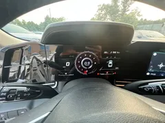 2022 Hyundai Elantra 1.5L CVT LUX Premium, белый — фото 9