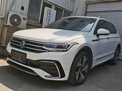 2023 Volkswagen Tiguan L 380TSI AT 4WD R-Line 7-seat, белый — фото 1