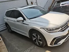 2023 Volkswagen Tiguan L 380TSI AT 4WD R-Line 7-seat, белый — фото 3