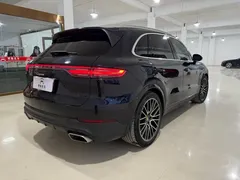 2022 Porsche Cayenne E-Hybrid 2.0T PHEV Platinum, чёрный — фото 6